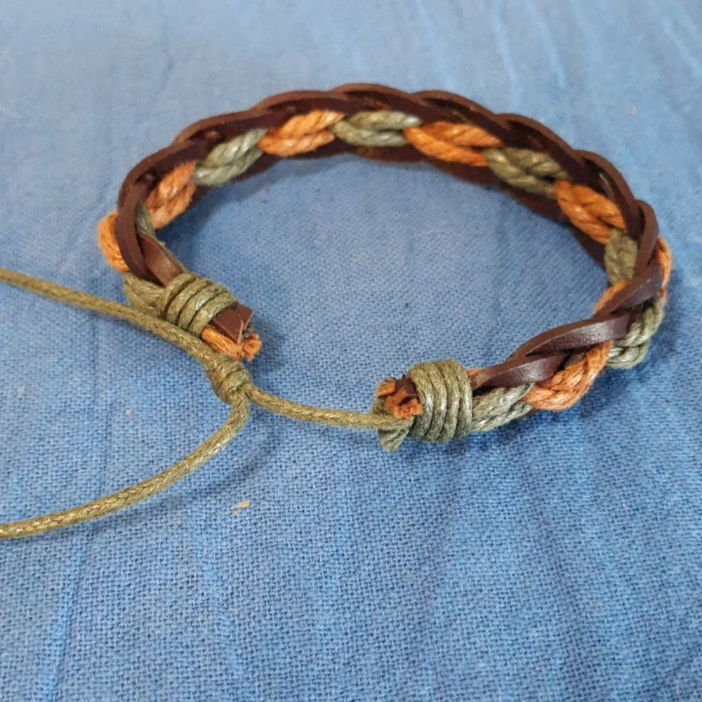 Bracelets - Picture 2 of 2